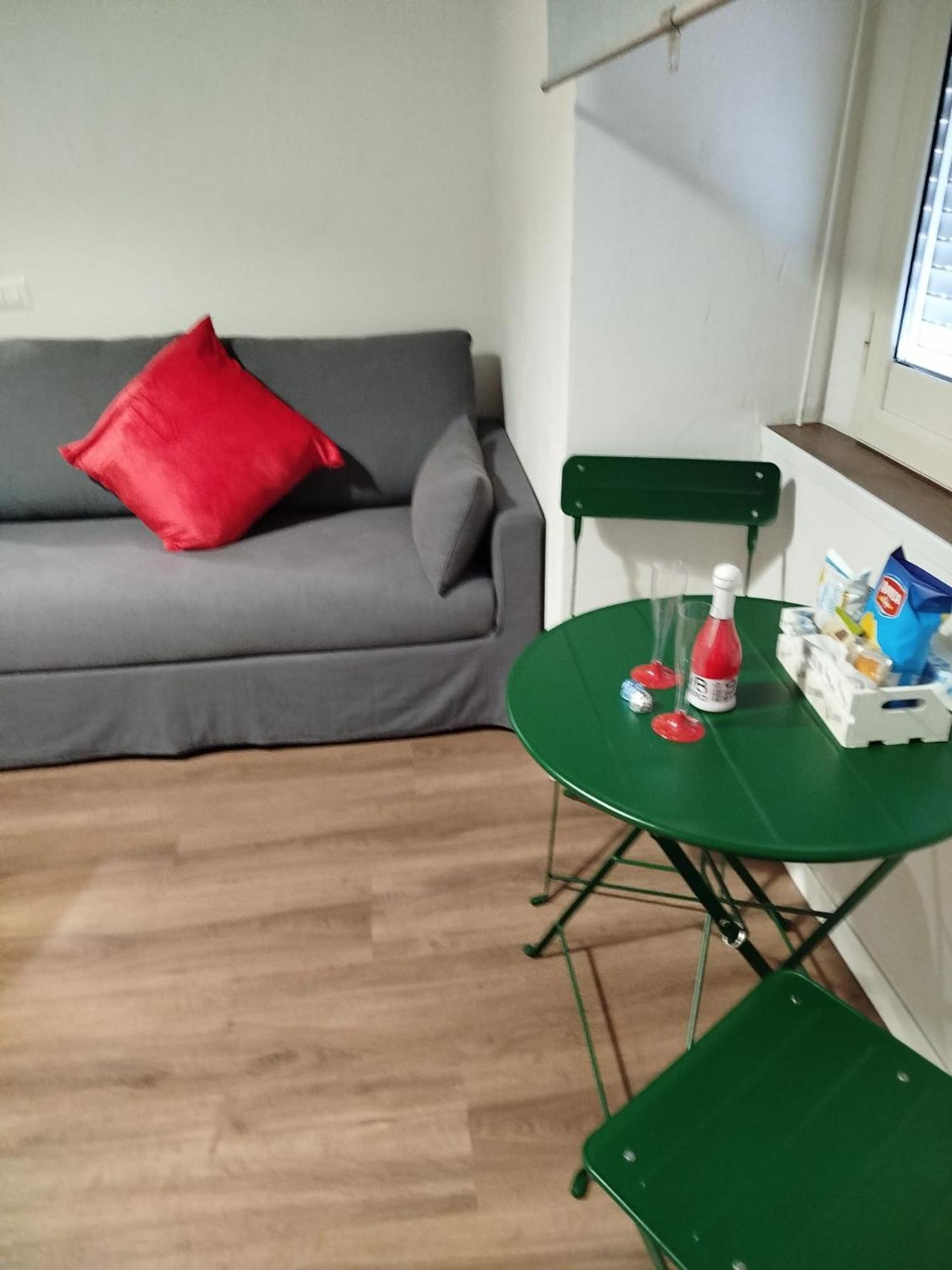 Tammurriata Nera Bedroom Neapol Exteriér fotografie